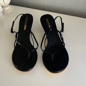 Fashion Nova Strappy Black Sandals